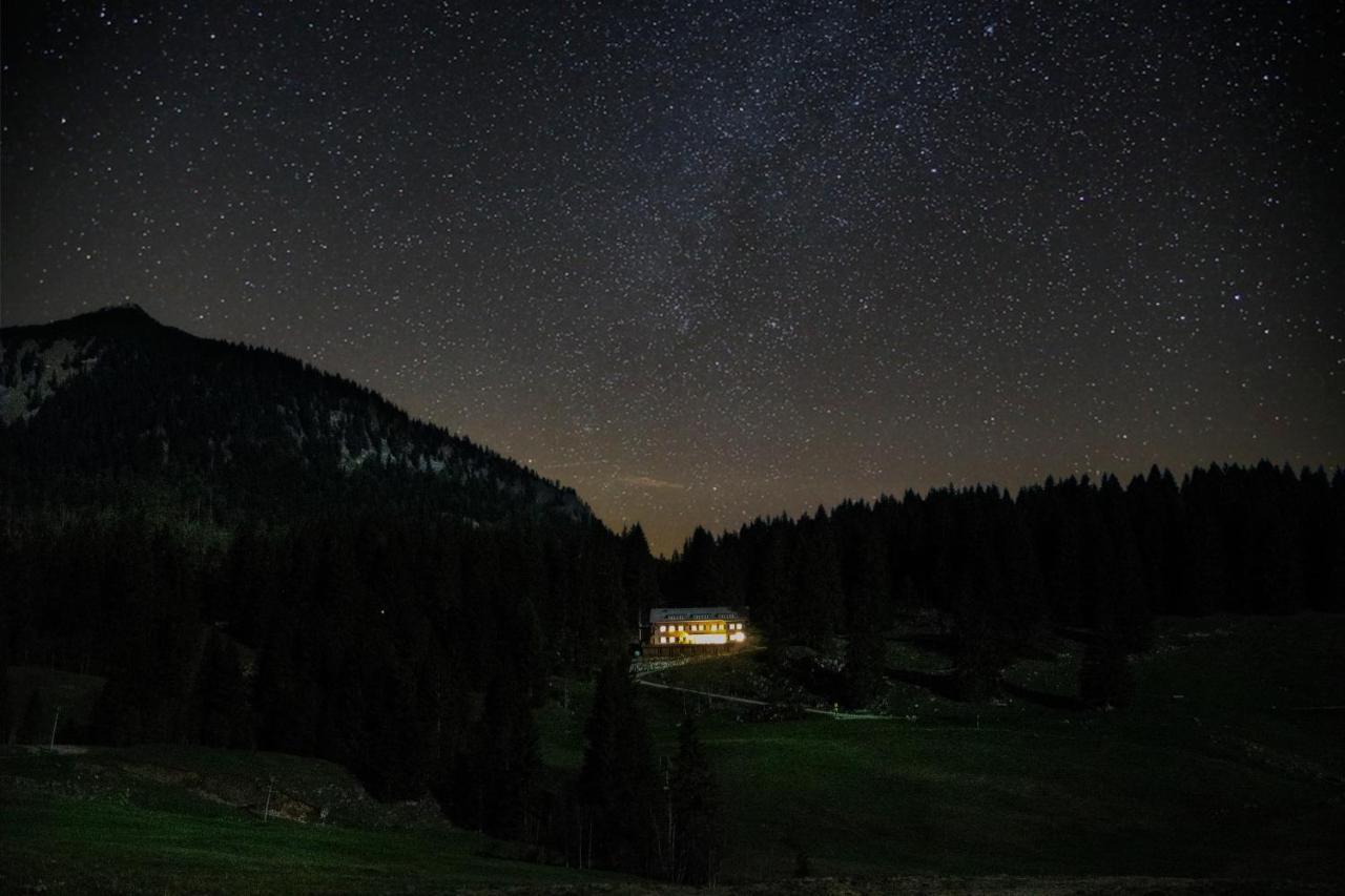 Spitzing Lodge Ferienwohnungen - Wanderparadies In Den Bergen Шпитцингзе Экстерьер фото